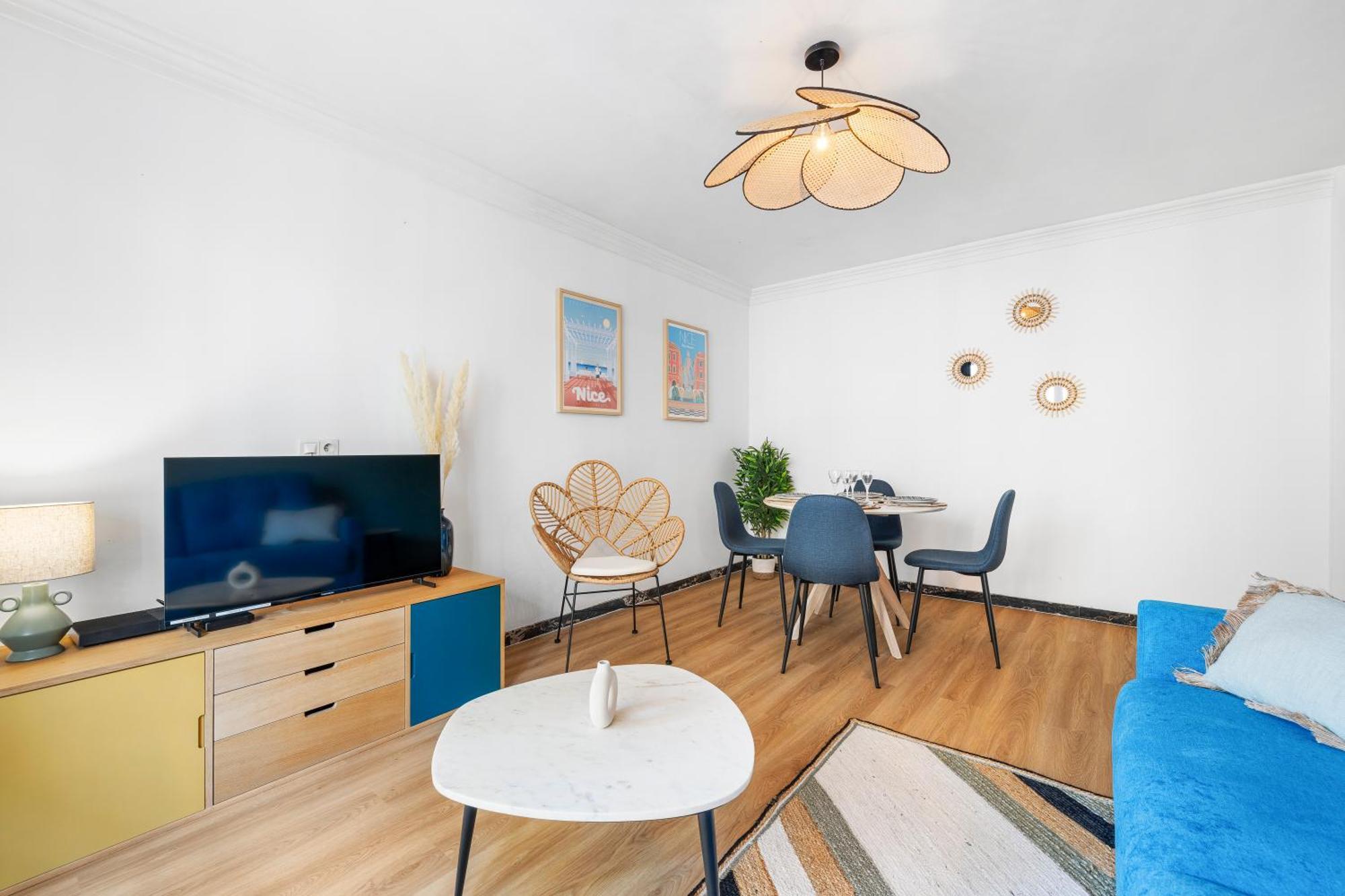 Nice Renting - Philibert - Elegant Spacious Quiet Near The Port Free Parking Eksteriør bilde